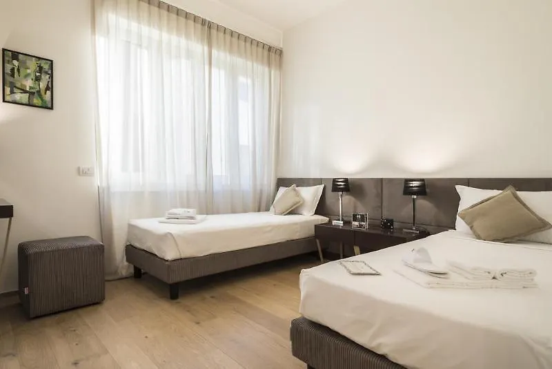 Hemeras Boutique House Vittorio Emanuele Milan 2*,  Italy